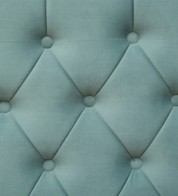 Aurora Tufted Uphoistered Bed With Winged Headboard