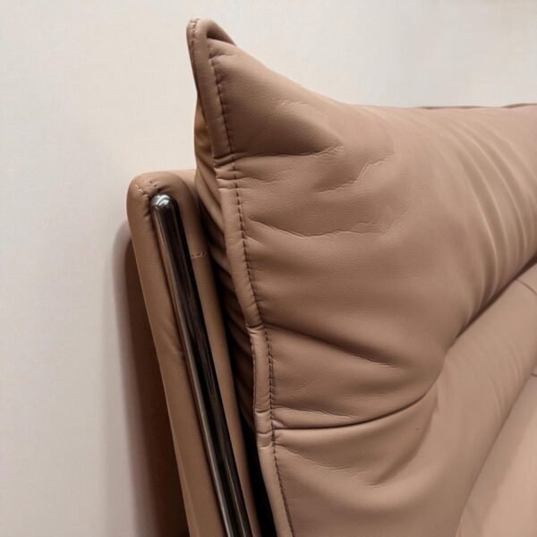Torino Cushion Luxury Upholstered Bed Torino Cushion Luxury Upholstered Bed